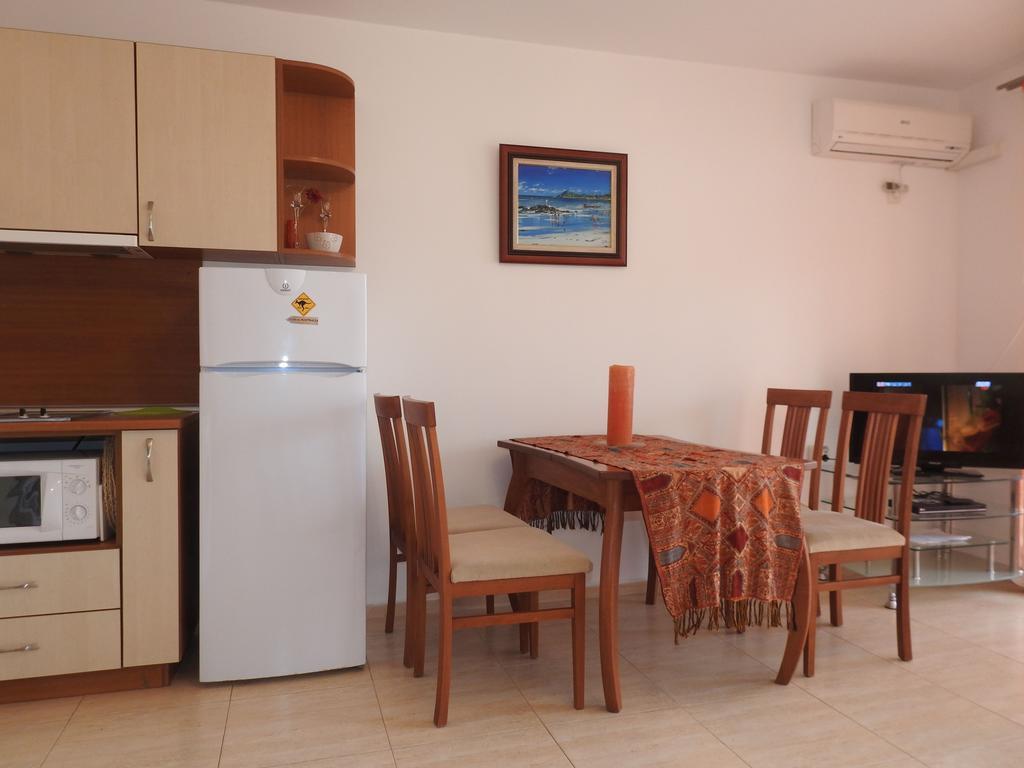 Golden Wave Apartment Sozopol Esterno foto