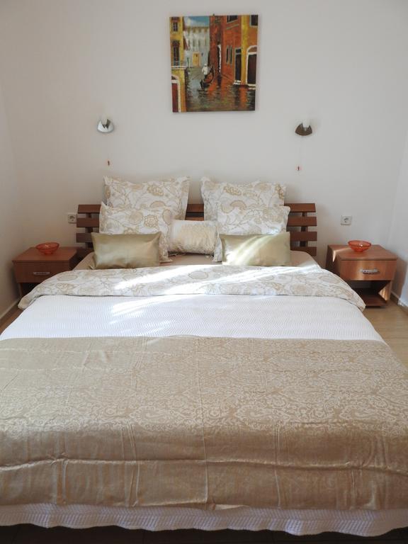 Golden Wave Apartment Sozopol Esterno foto