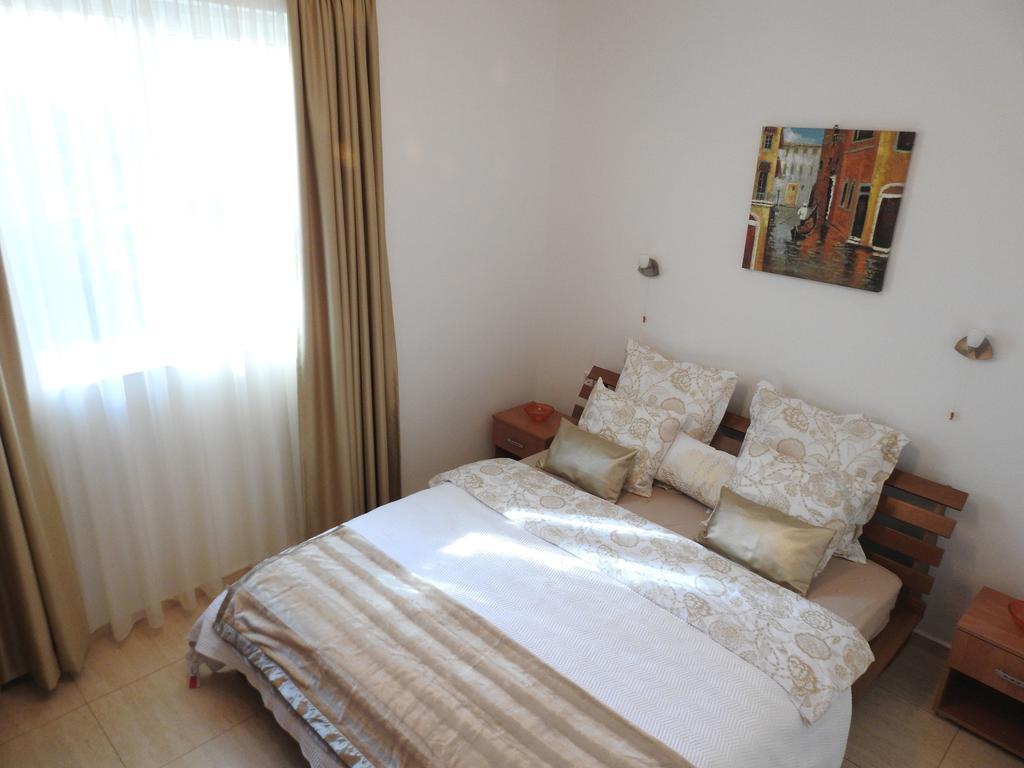 Golden Wave Apartment Sozopol Esterno foto