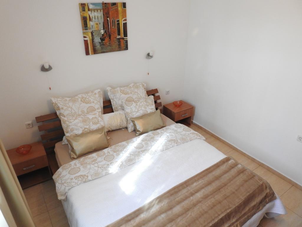 Golden Wave Apartment Sozopol Esterno foto