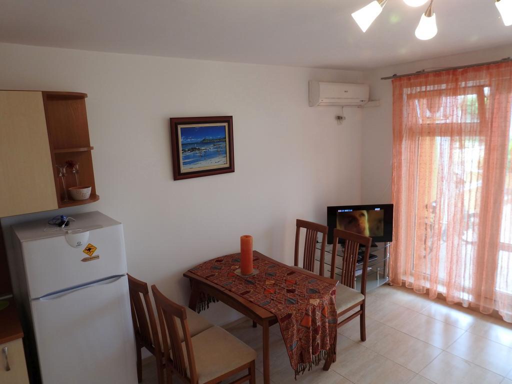 Golden Wave Apartment Sozopol Esterno foto